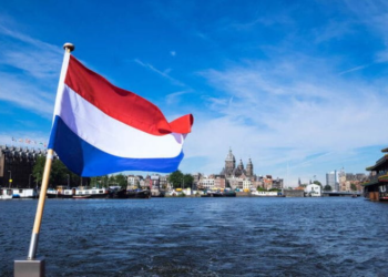 هولندا تفتح طلبات التسجيل للسفر مجانا الى هولندا 2025