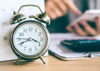 توقيت العمل في رمضان 2025 بالإدارات العمومية