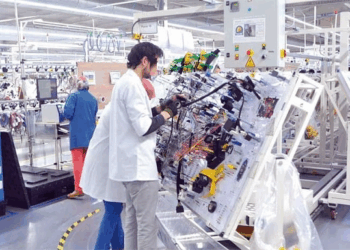 أنابيك خنيفرة: مطلوب تشغيل 100 عاملة في مجال الكابلاج بمستوى الثالثة إعدادي