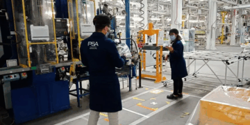 قطاع صناعة السيارات: مطلوب تشغيل أزيد من 700 عامل وعاملة بدون دبلوم أو بشهادة البكالوريا بعدة مدن