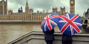 فيزا البحث عن عمل في بريطانيا 2025: كل ما تحتاج معرفته