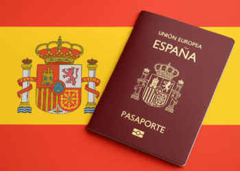 إسبانيا تعتمد تأشيرة جديدة تتيح للأجانب الإقامة لمدة عام للبحث عن عمل