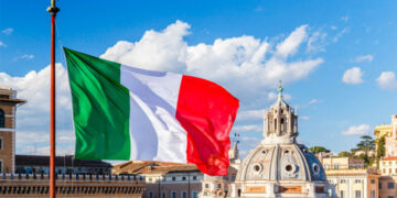 التسجيل في برنامج الهجرة إلى إيطاليا ديكريتو فلوسي (Decreto Flussi)