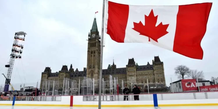 الهجرة إلى كندا بدون وسيط