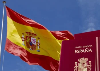 إسبانيا تفتح أبوابها لـ 25.000 عامل فلاحي سنة 2026