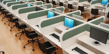 تشغيل 10 مستشاري الهاتف بعقد دائم